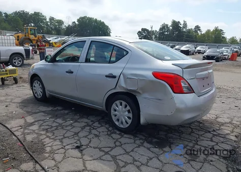 2014 Nissan Versa 1.6 S+ из США, поврежденный, VIN 3N1CN7AP2EL838417